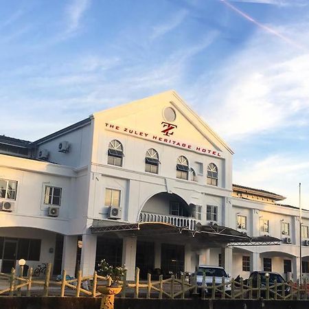 祖利传统酒店 玻璃市港口 外观 照片