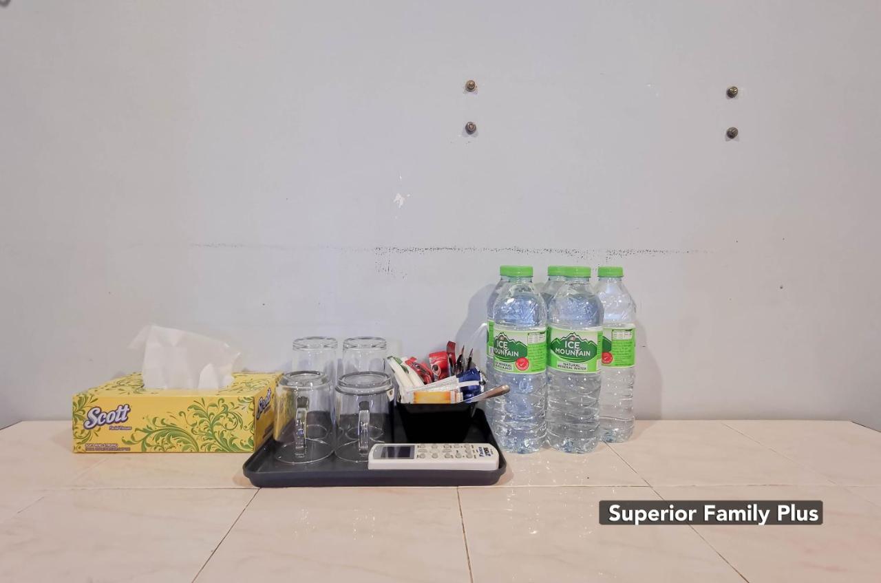 祖利传统酒店 玻璃市港口 外观 照片